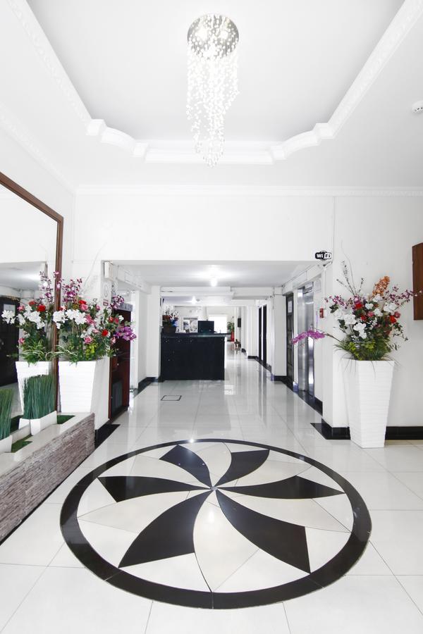 Hotel Flor De Liz Guayaquil Exterior photo